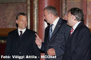 George Bush Budapesten III. George Bush Budapesten III.